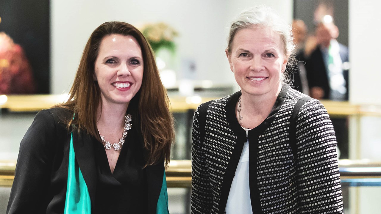 Cece Berger-Sharp, VP Commercial Excellence, US und Katriina Öberg, Regional VP APAC